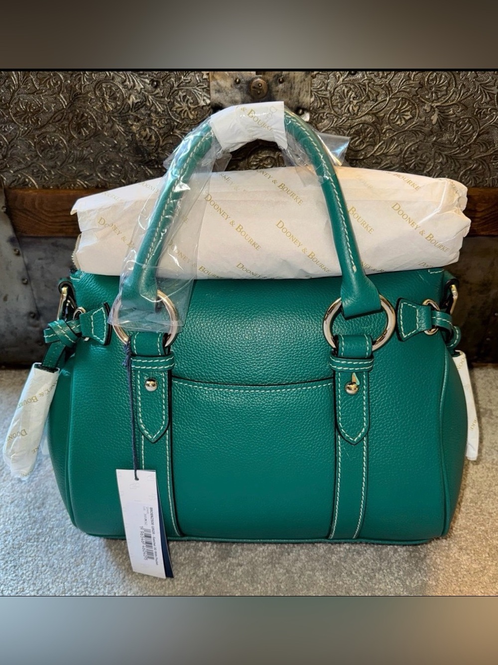 NWT Dooney & Bourke Kelly Green Sorrento Satchel 30 with strap - Picture 3 of 8